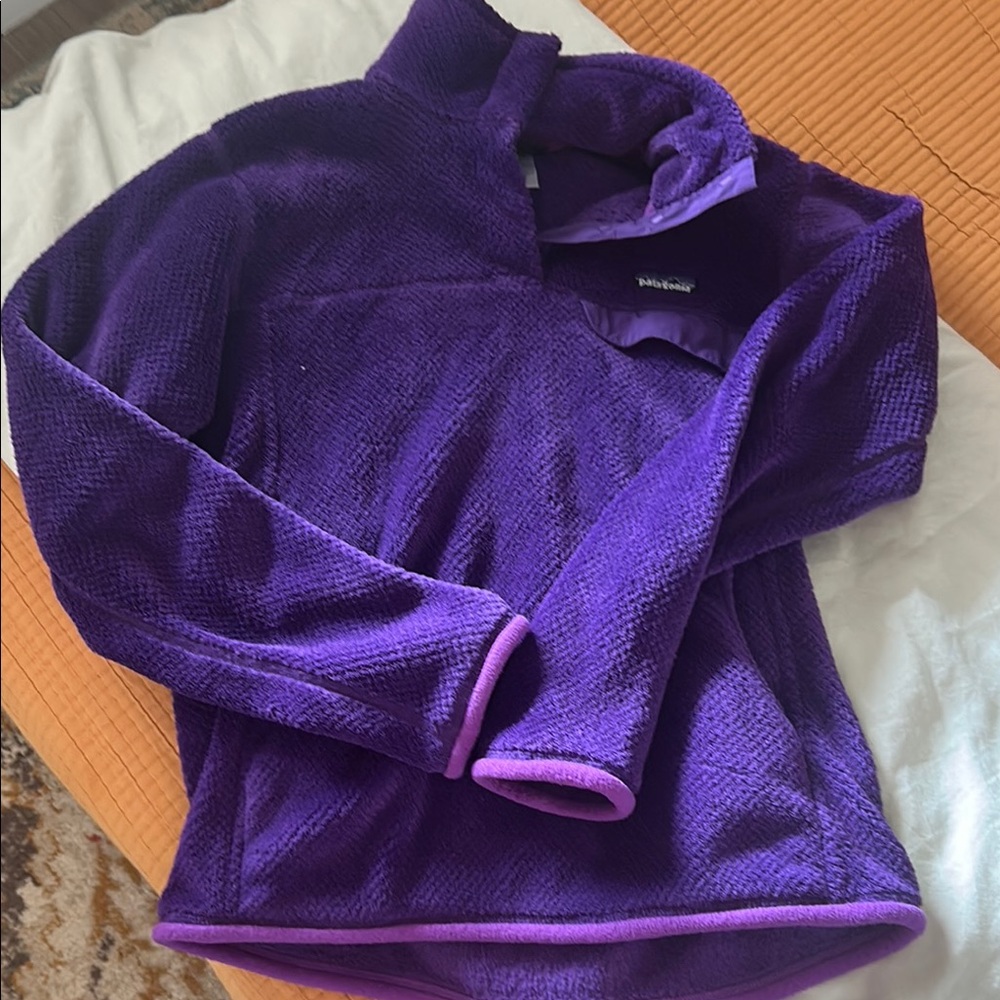 Patagonia Women's Purple Fleece Sweater